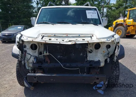 2012 Toyota Fj Cruiser z USA, uszkodzony, nr VIN JTEBU4BF8CK124950